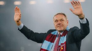 Former West Ham goalkeeper Ludek Miklosko dies
