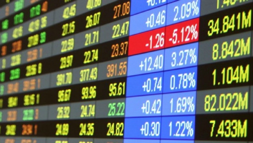 Economy4 seconds ago Investors Trade 2.715 billion Shares in 209,986 Deals in One Week By Dipo Olowookere A total of 2.715 billion shares worth N158.280 billion in 209,986 deals exchanged hands in five days…